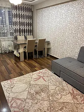 Satılır 2 otaqlı mənzil 67 m²