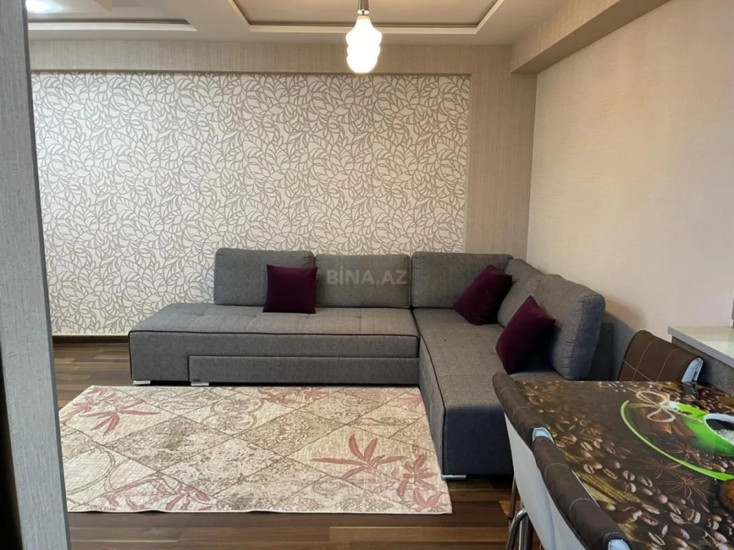 Satılır 2 otaqlı mənzil 67 m²