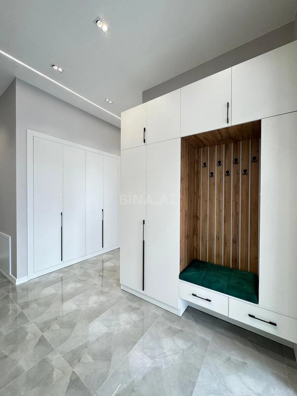 Satılır 4 otaqlı həyət evi 170 m²