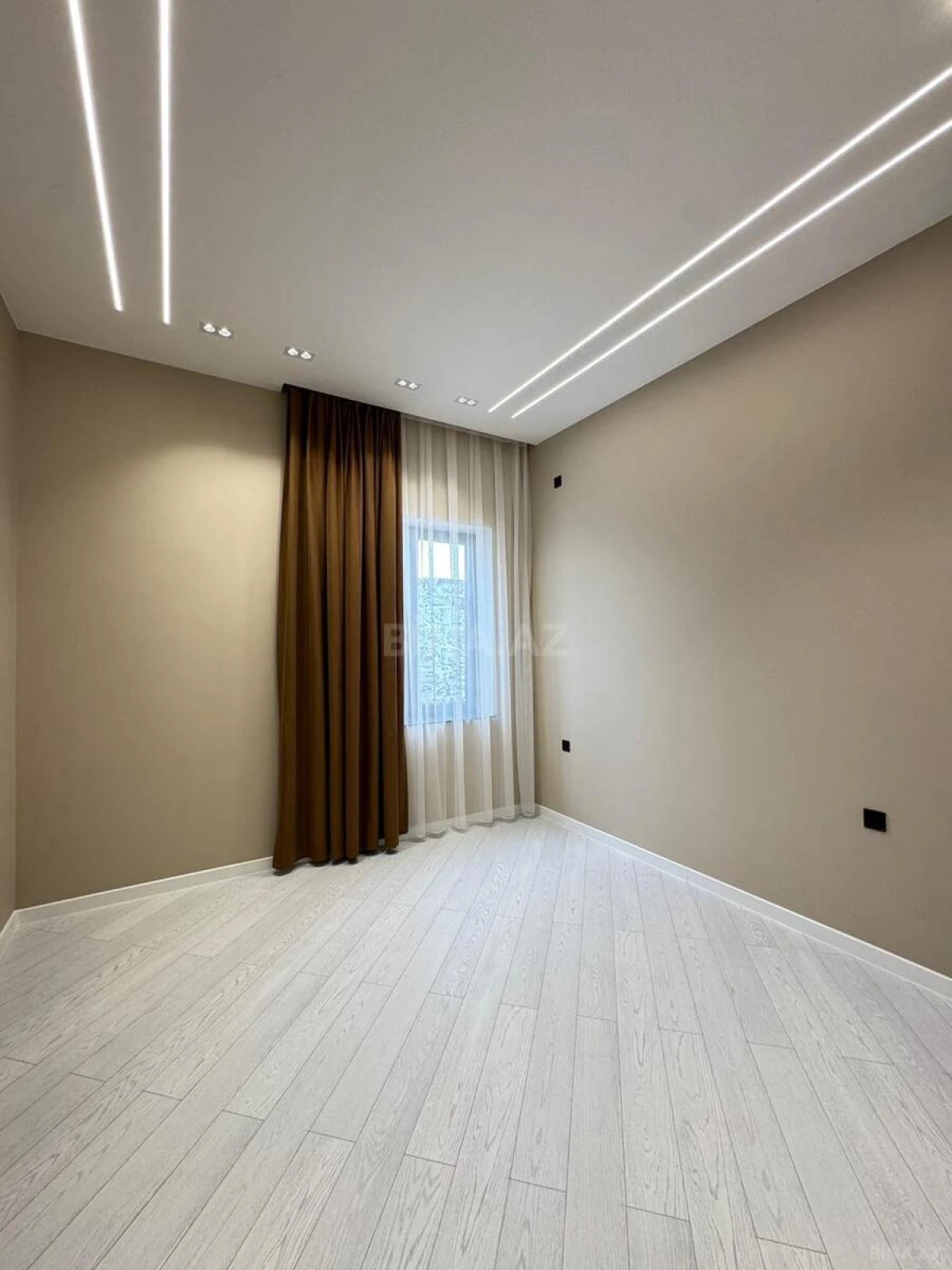 Satılır 4 otaqlı həyət evi 170 m²