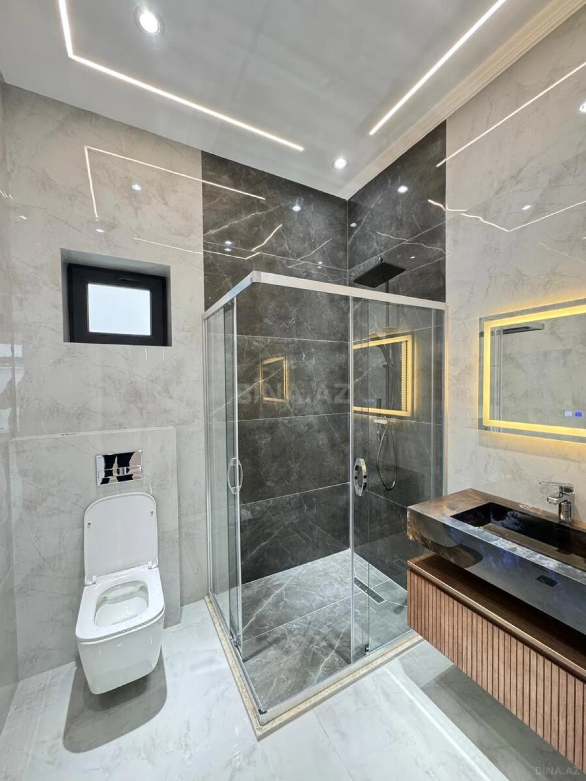 Satılır 4 otaqlı həyət evi 170 m²