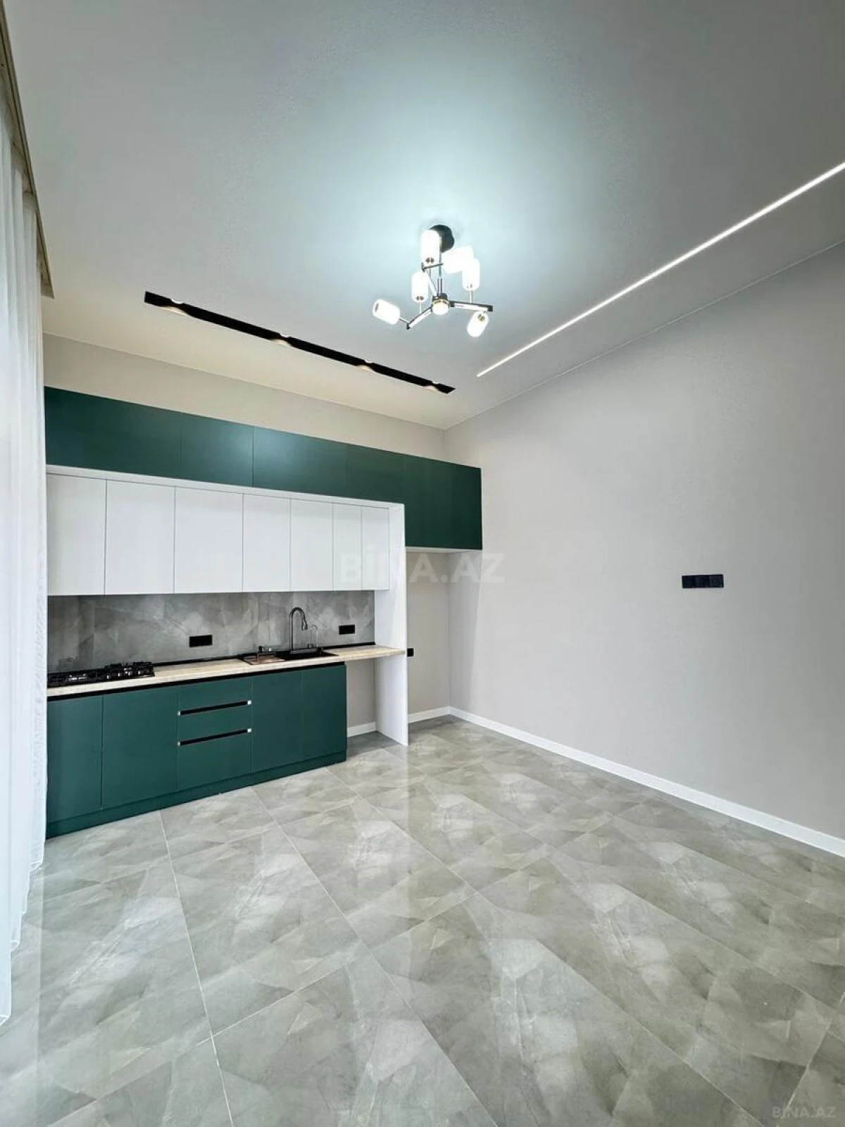 Satılır 4 otaqlı həyət evi 170 m²