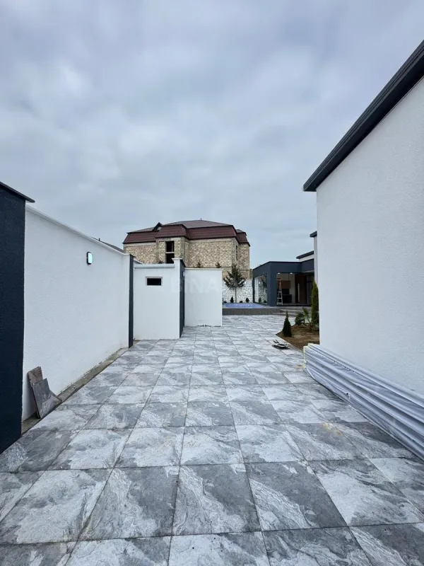 Satılır 4 otaqlı həyət evi 170 m²