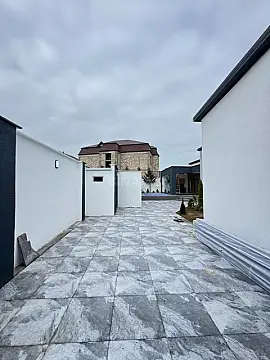 Satılır 4 otaqlı həyət evi 170 m²