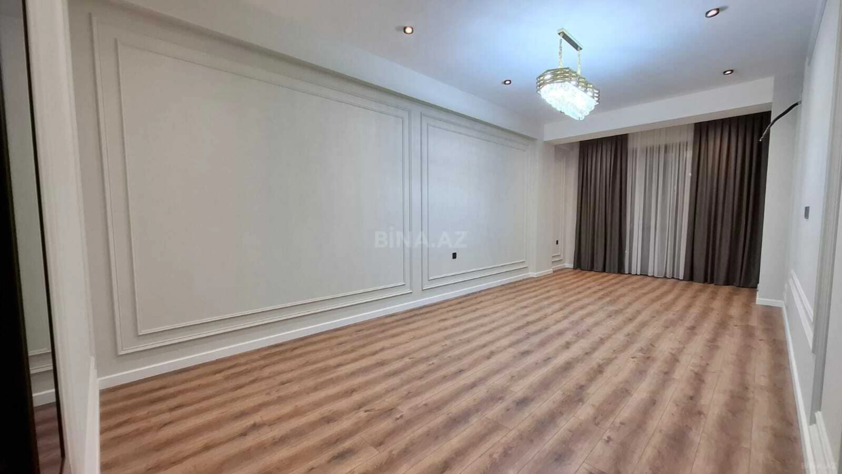 Satılır 2 otaqlı mənzil 85 m²