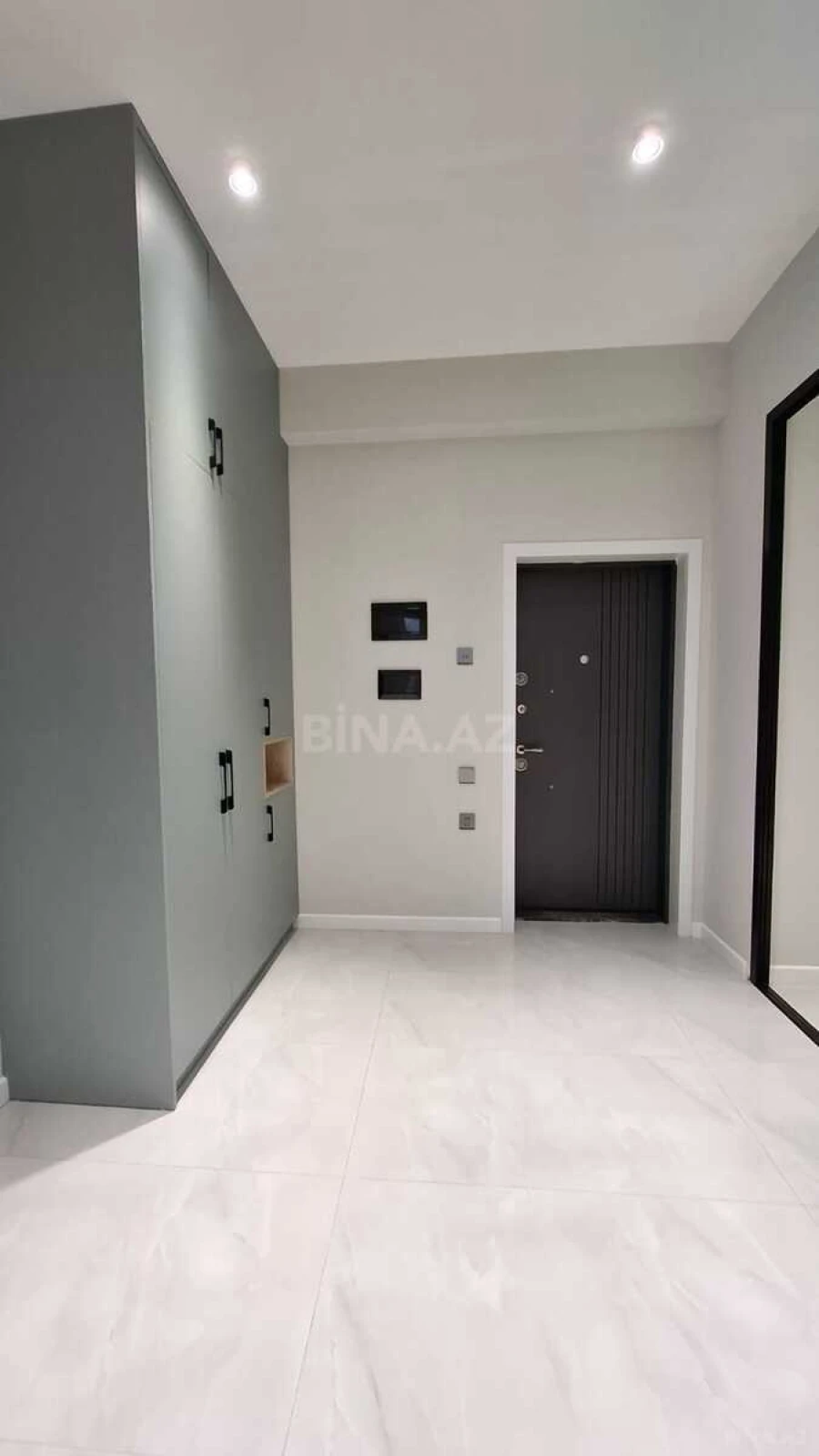 Satılır 2 otaqlı mənzil 85 m²