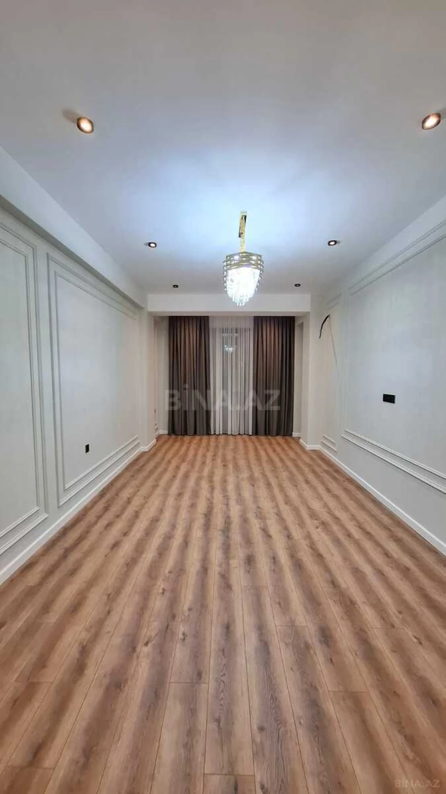 Satılır 2 otaqlı mənzil 85 m²