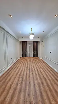 Satılır 2 otaqlı mənzil 85 m²