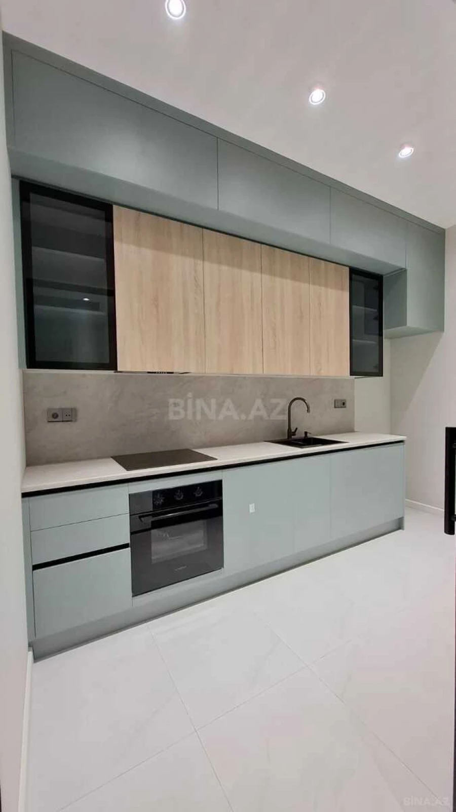 Satılır 2 otaqlı mənzil 85 m²