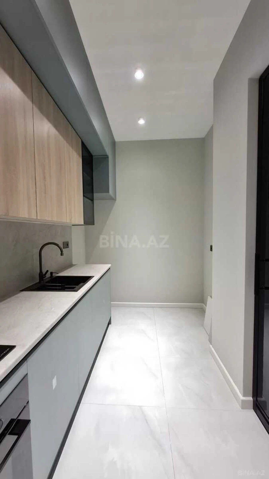 Satılır 2 otaqlı mənzil 85 m²