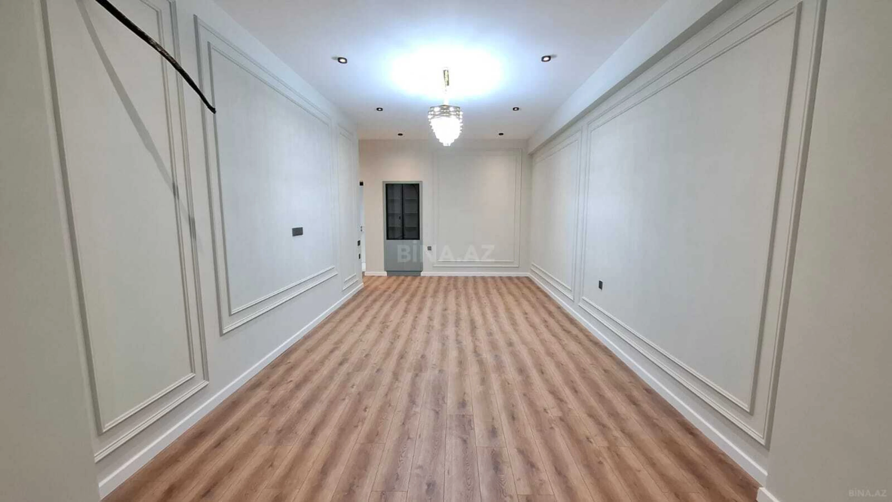 Satılır 2 otaqlı mənzil 85 m²