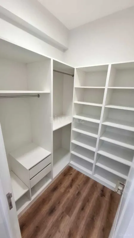Satılır 2 otaqlı mənzil 85 m²