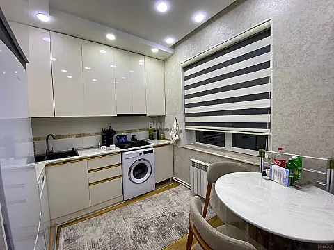 Satılır 3 otaqlı mənzil 85 m²