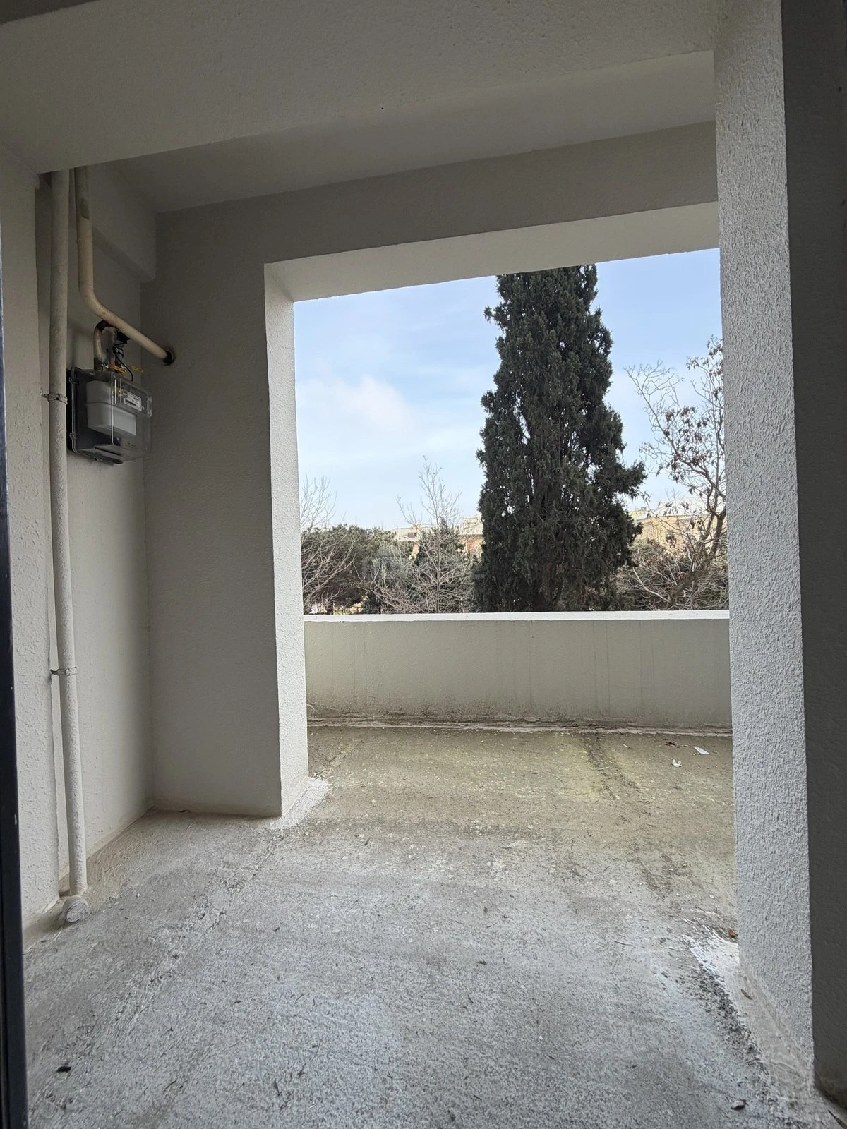 Satılır 3 otaqlı mənzil 138 m²