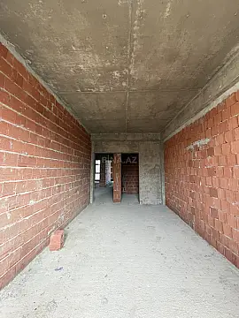 Satılır 3 otaqlı mənzil 138 m²