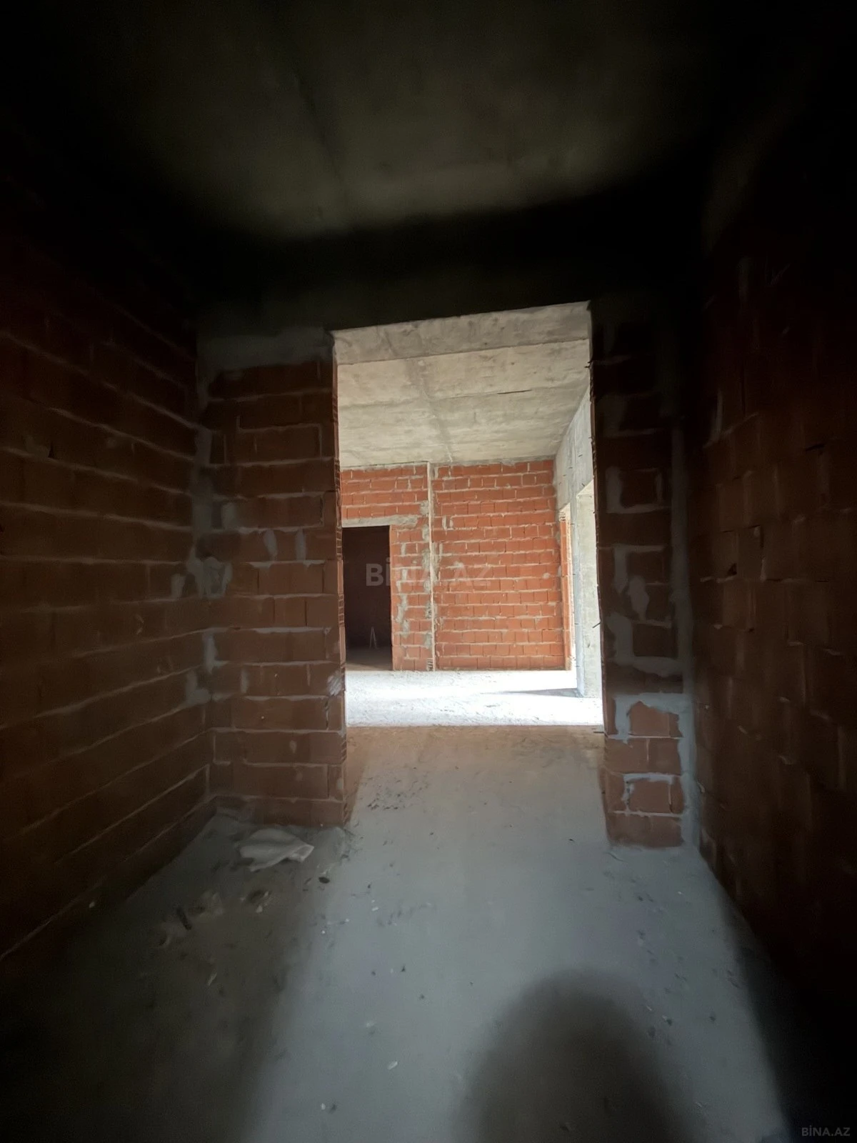 Satılır 3 otaqlı mənzil 138 m²