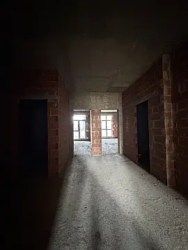 Satılır 3 otaqlı mənzil 138 m²