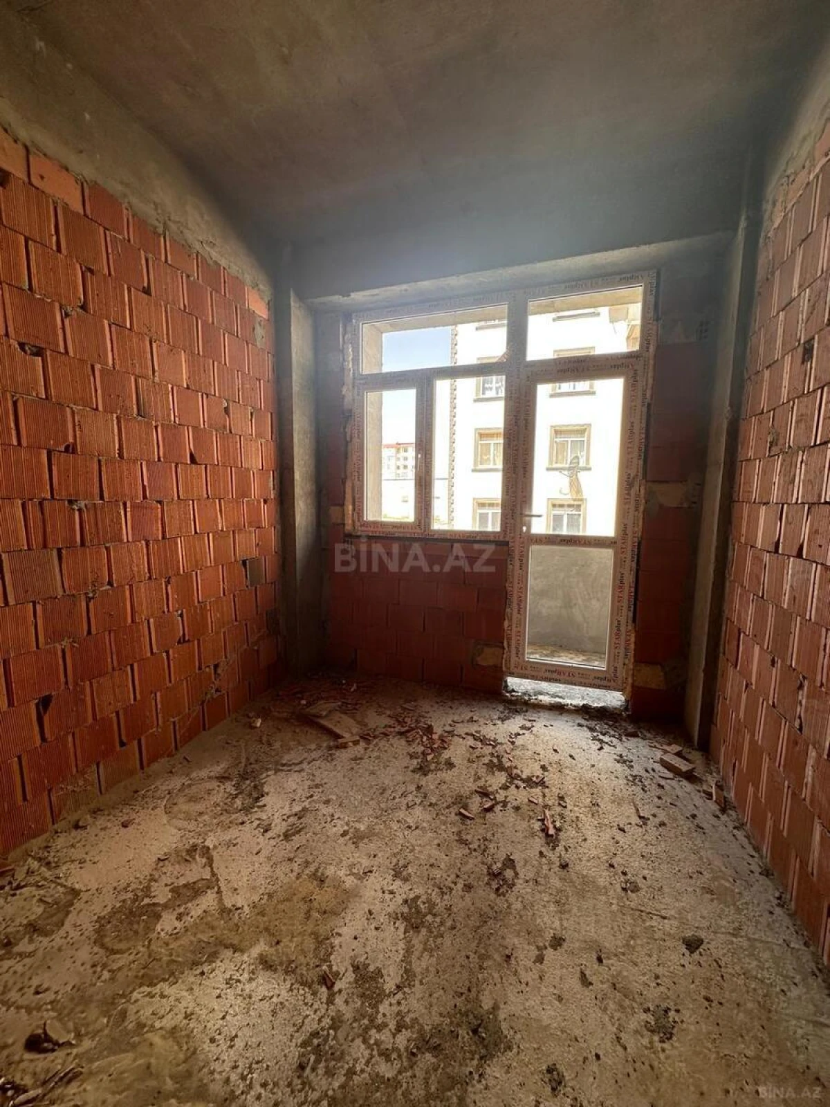 Satılır 1 otaqlı mənzil 41 m²