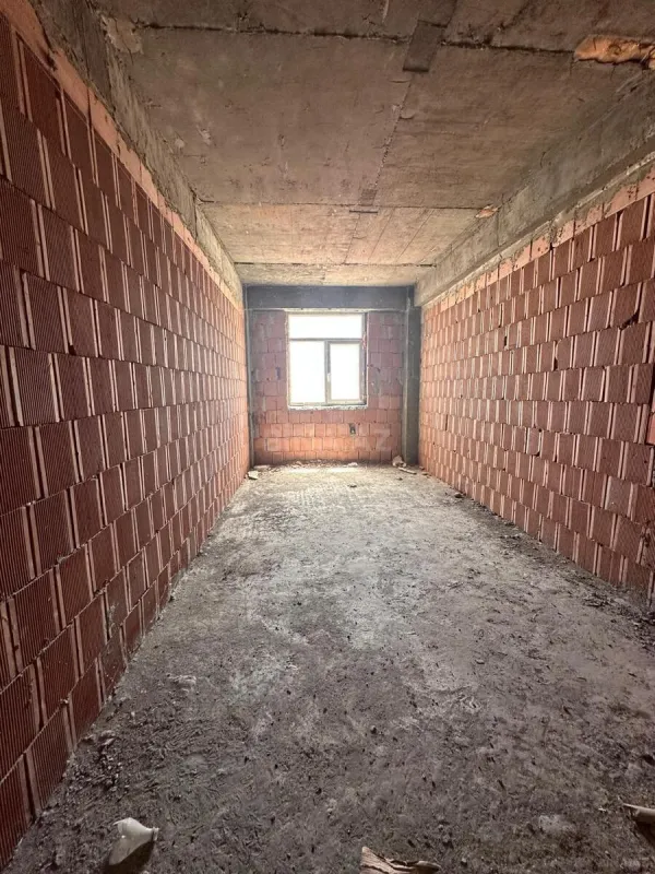 Satılır 1 otaqlı mənzil 41 m²