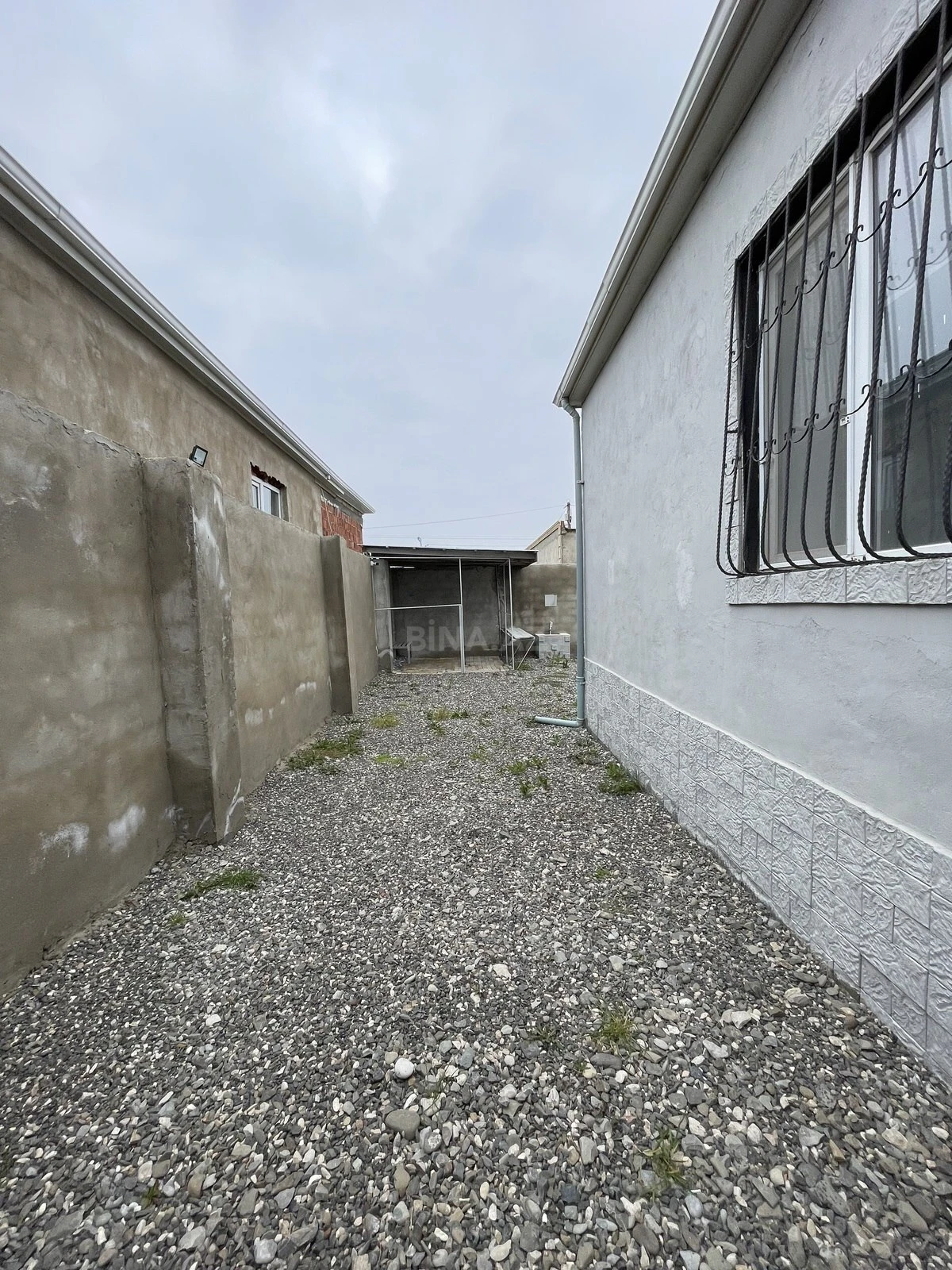 Satılır 2 otaqlı həyət evi 60 m²