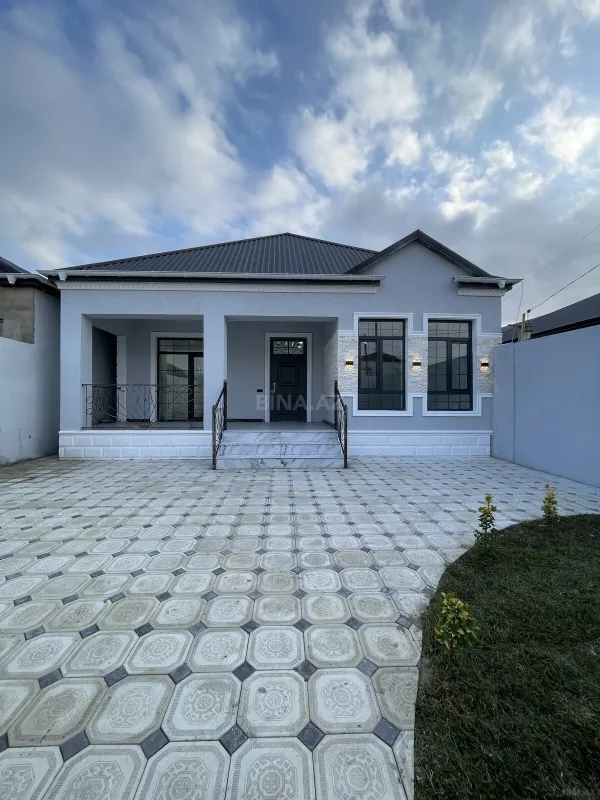 Satılır 3 otaqlı həyət evi 100 m²