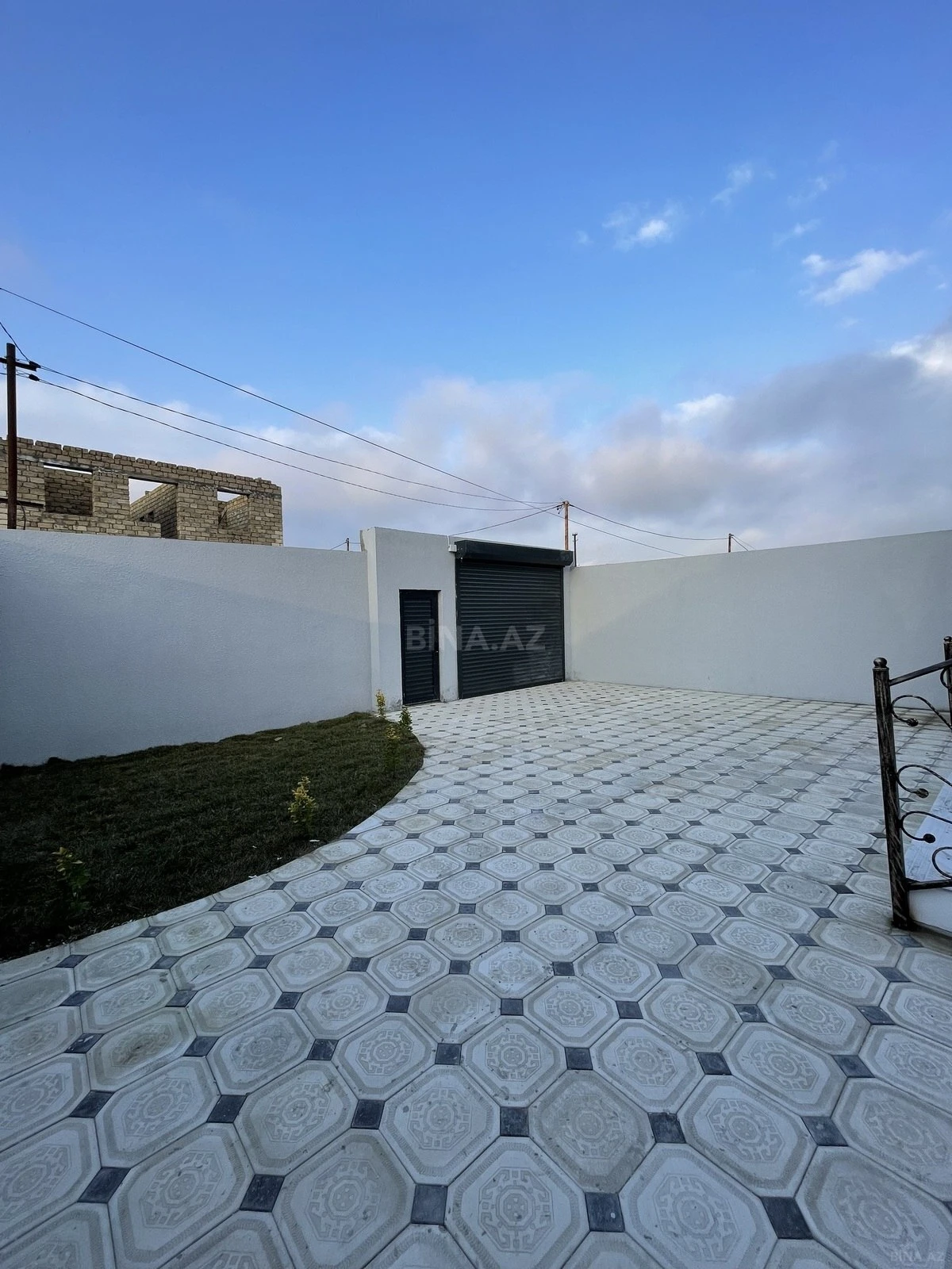 Satılır 3 otaqlı həyət evi 100 m²