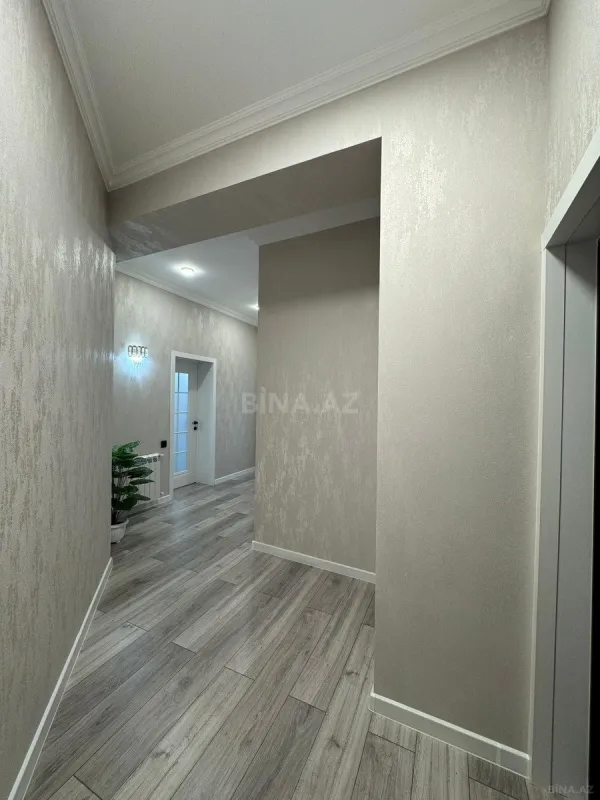 Kirayə verilir 2 otaqlı mənzil 65 m²