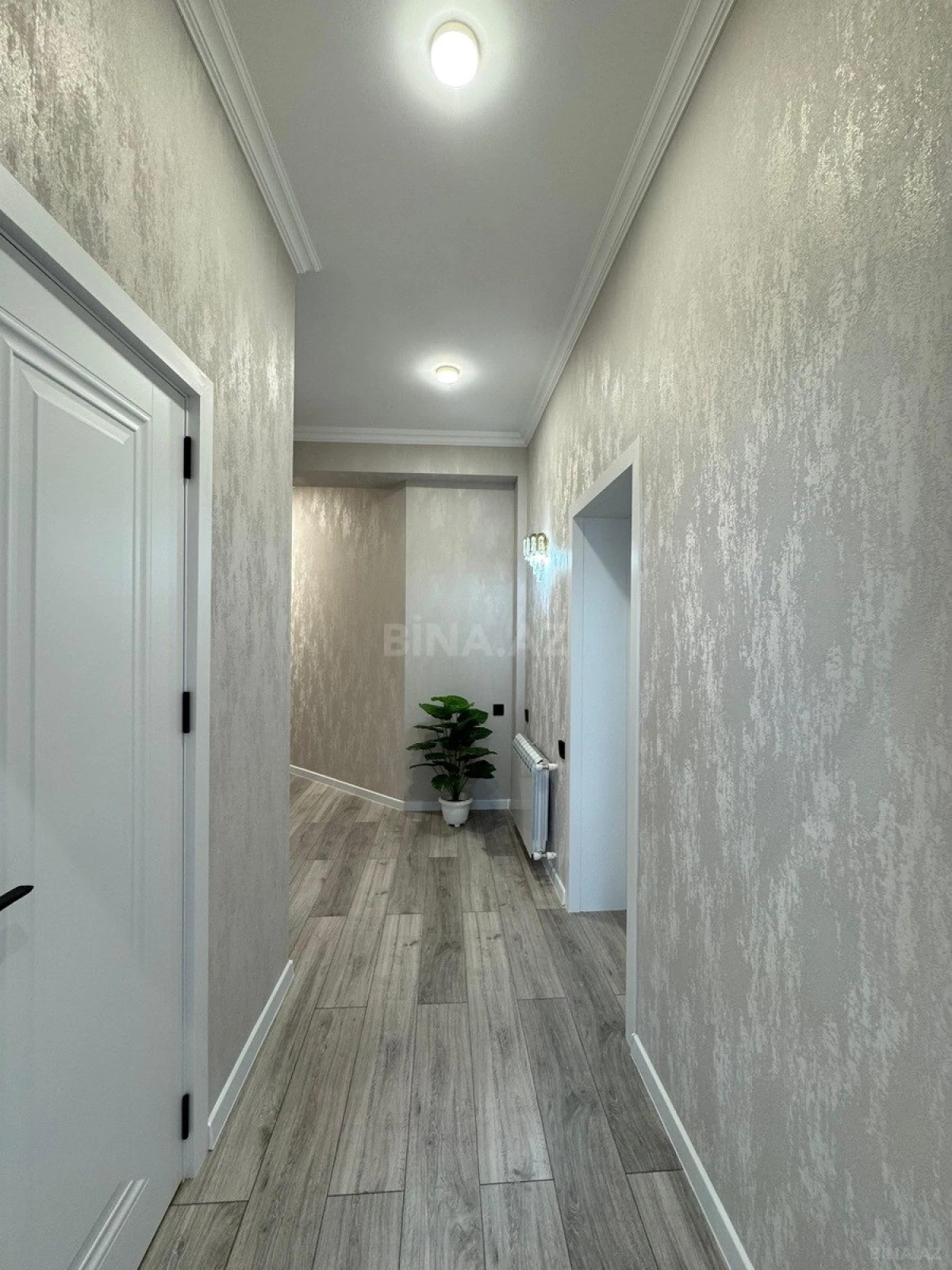 Kirayə verilir 2 otaqlı mənzil 65 m²