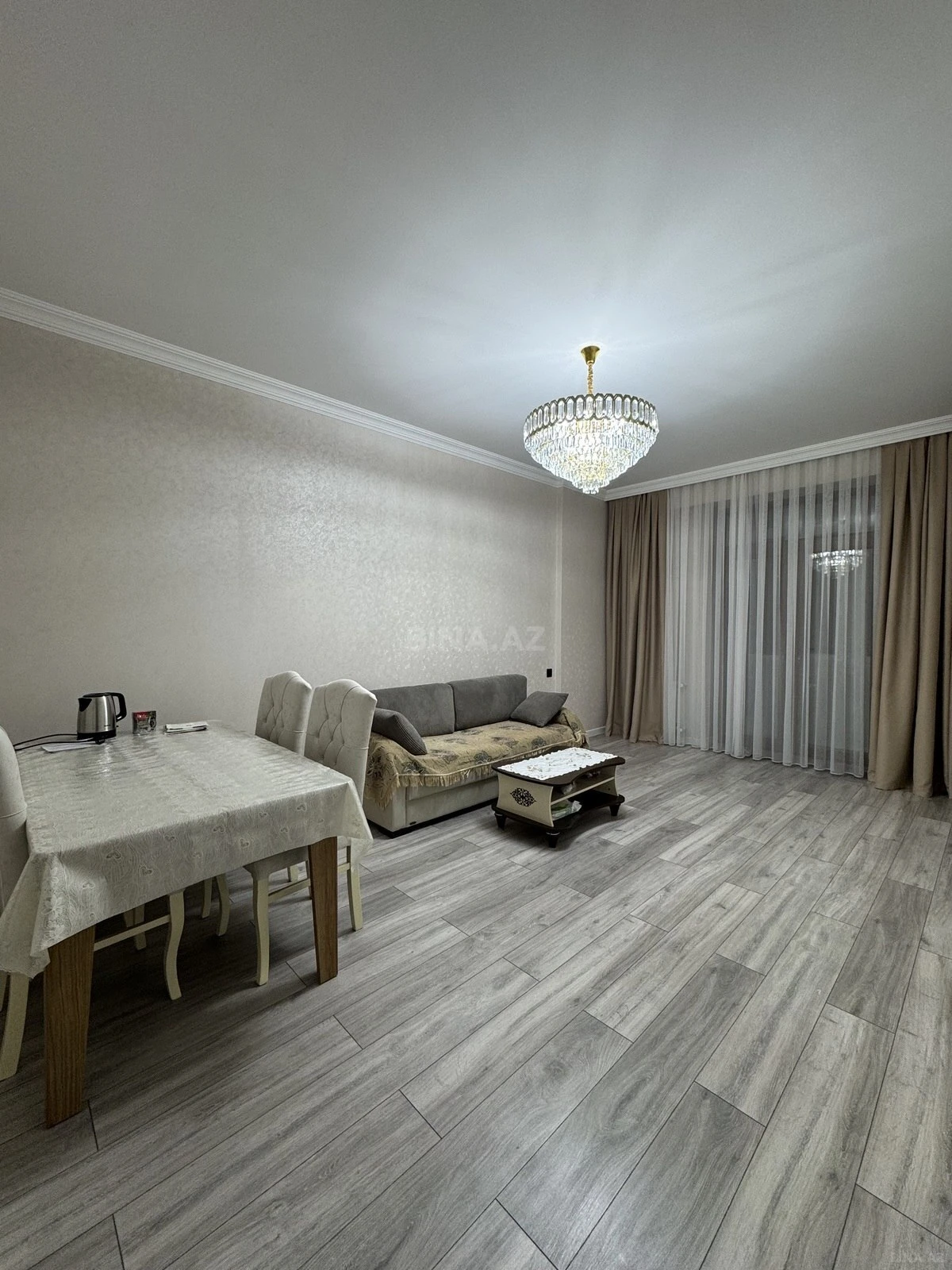 Kirayə verilir 2 otaqlı mənzil 65 m²