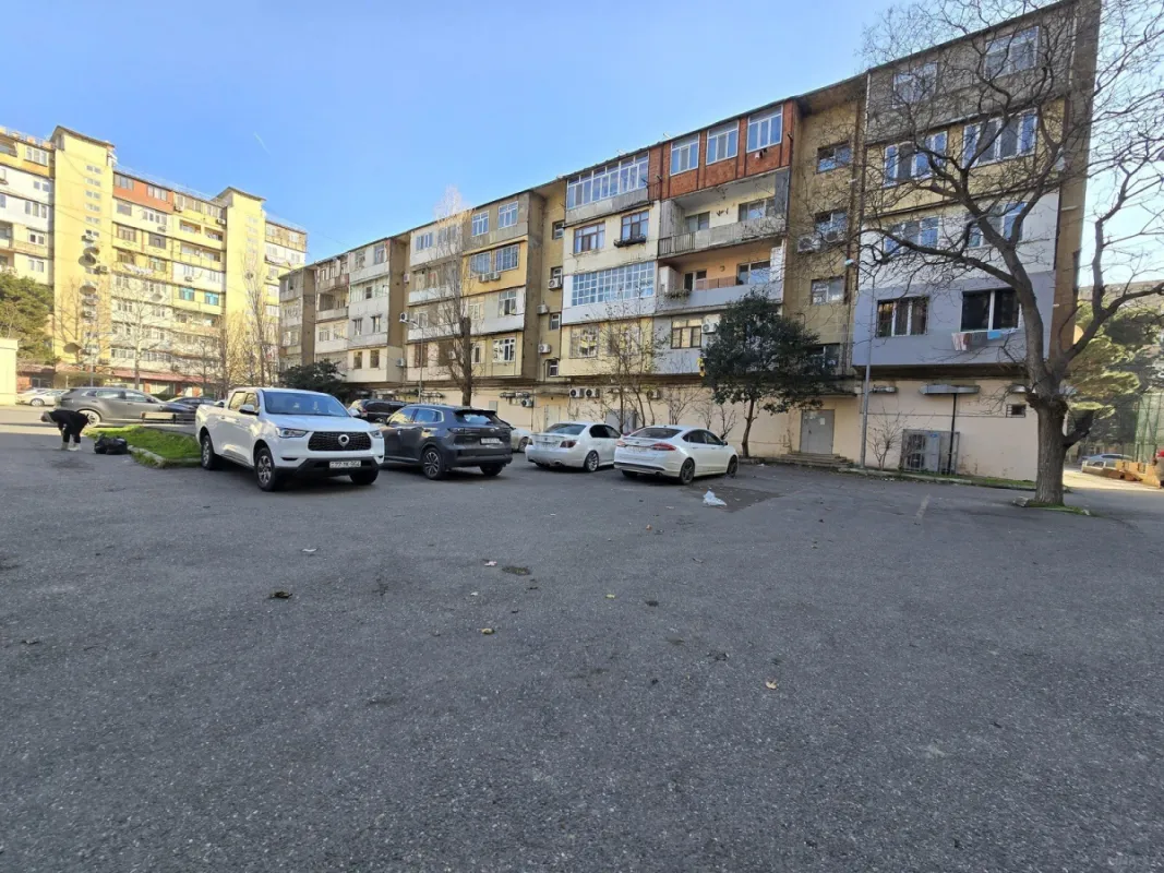 Satılır 2 otaqlı mənzil 45 m²