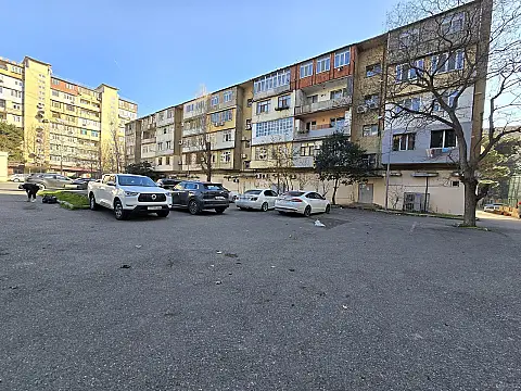 Satılır 2 otaqlı mənzil 45 m² — Bakı, Bakıxanov 2 otaq 45.00 m²