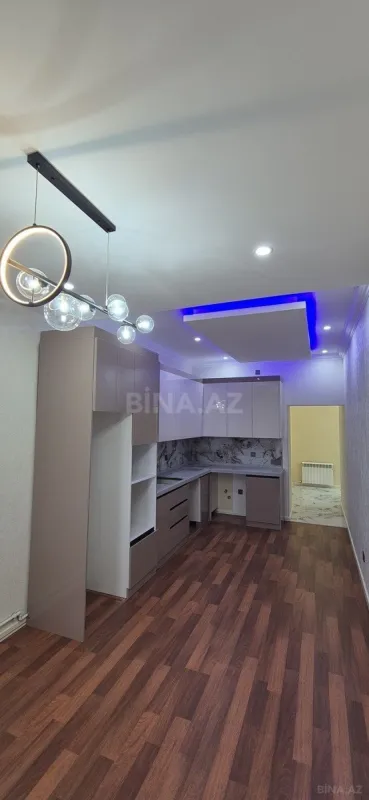Kirayə verilir 2 otaqlı mənzil 87 m²