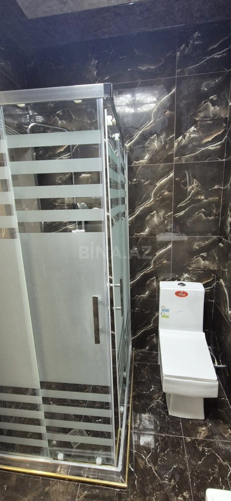 Kirayə verilir 2 otaqlı mənzil 87 m²