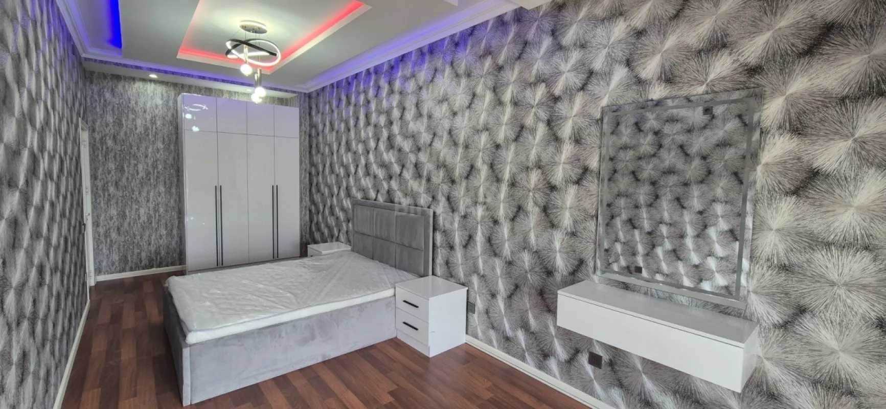 Kirayə verilir 2 otaqlı mənzil 87 m²