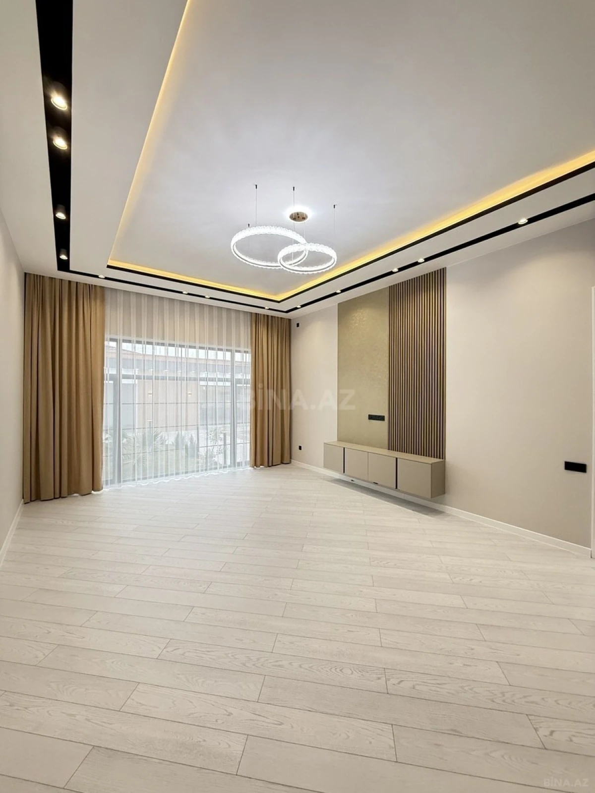 Satılır 4 otaqlı həyət evi 170 m²