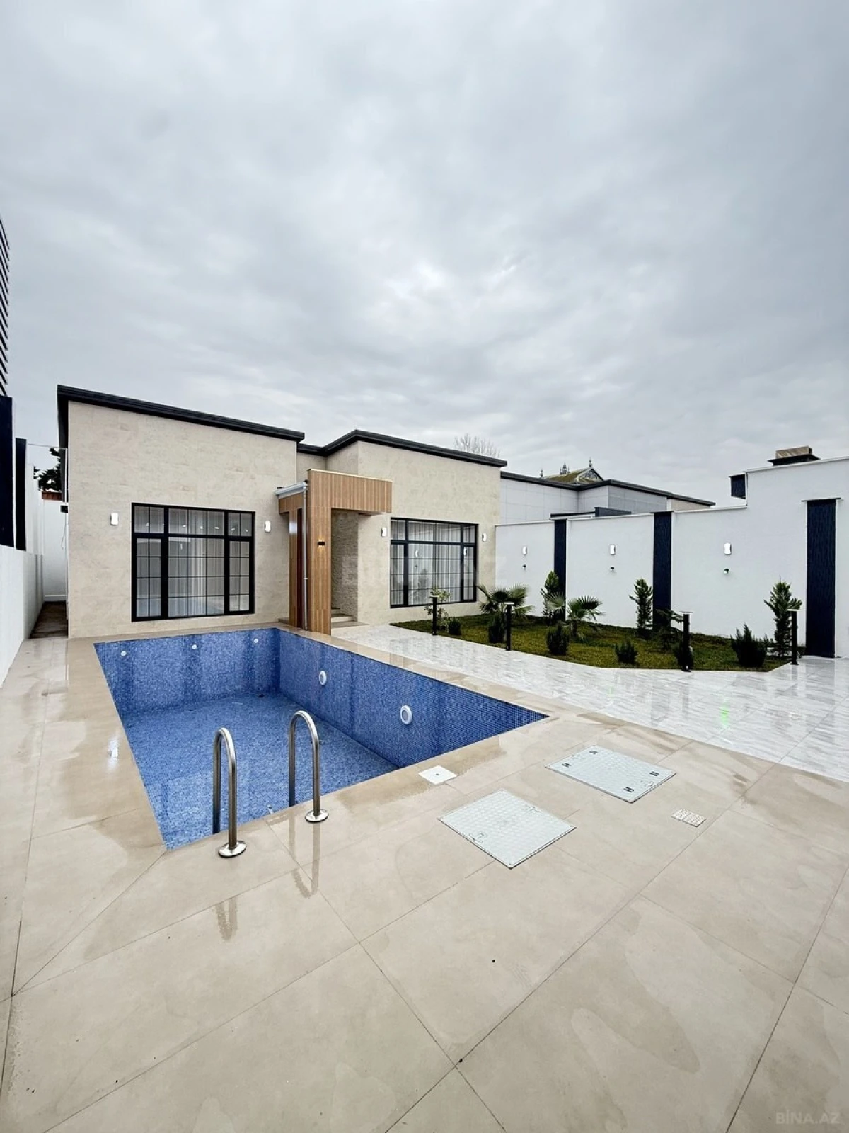 Satılır 4 otaqlı həyət evi 170 m²