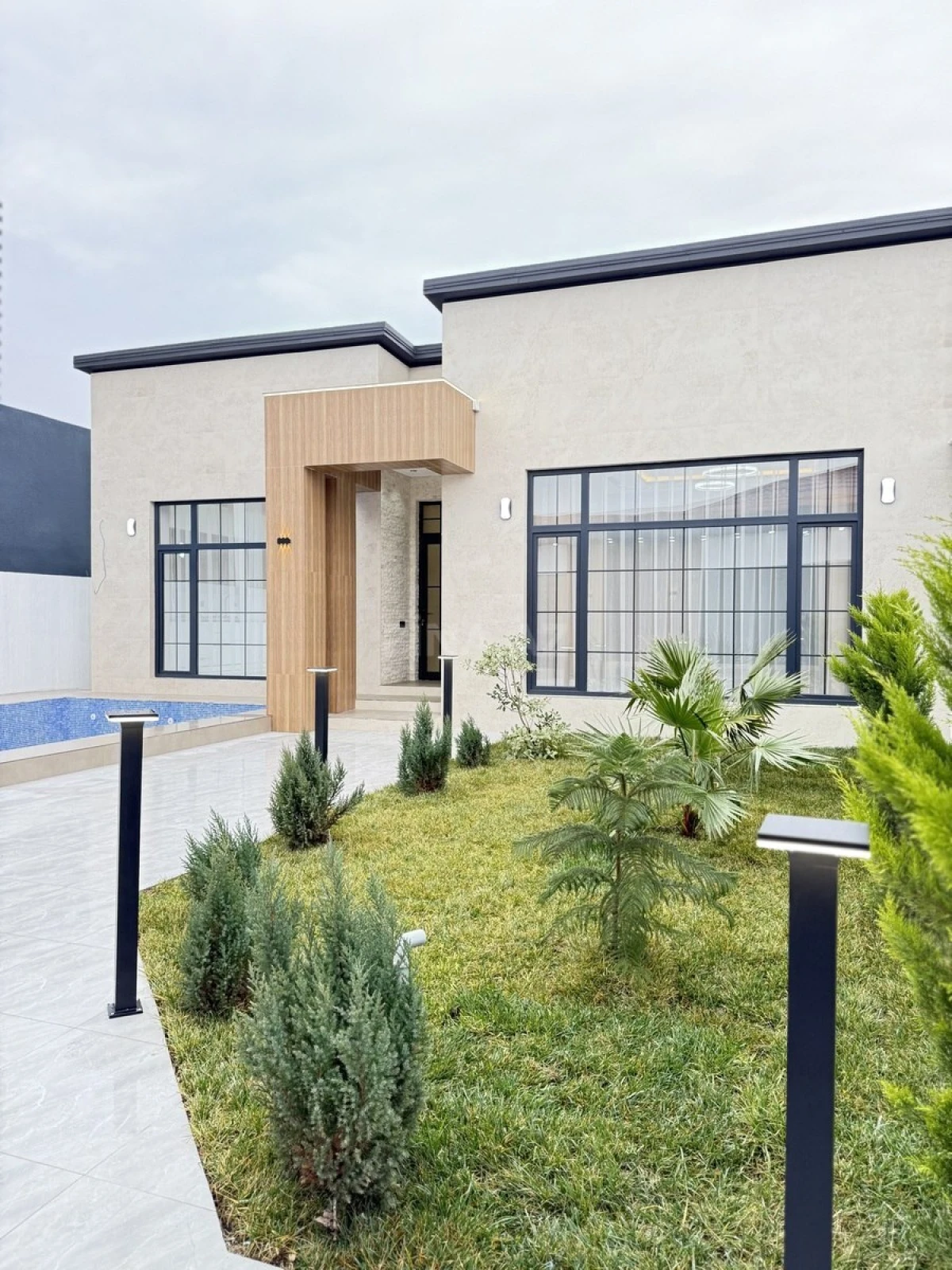 Satılır 4 otaqlı həyət evi 170 m²