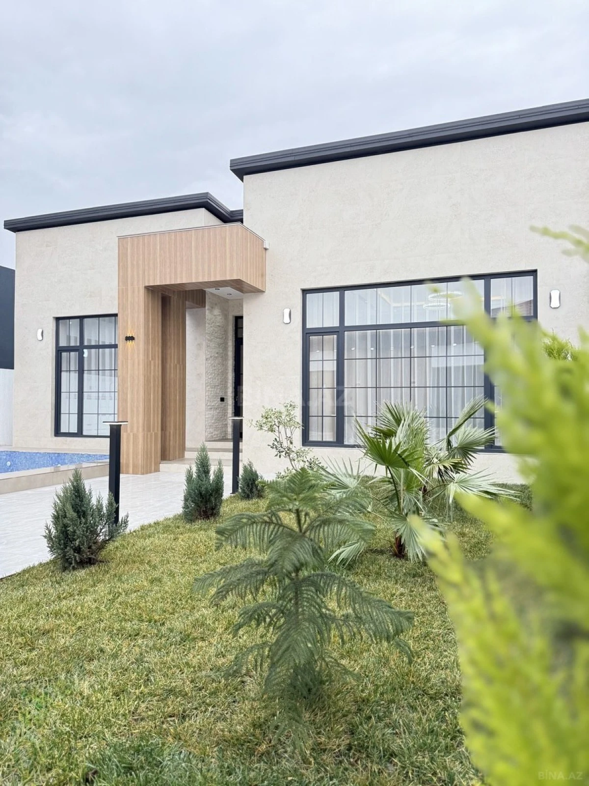 Satılır 4 otaqlı həyət evi 170 m²