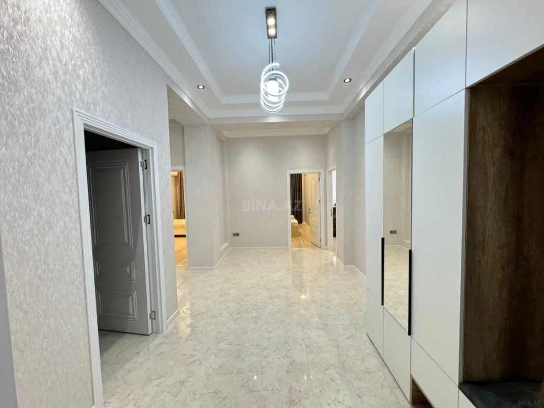 Kirayə verilir 3 otaqlı mənzil 115 m²