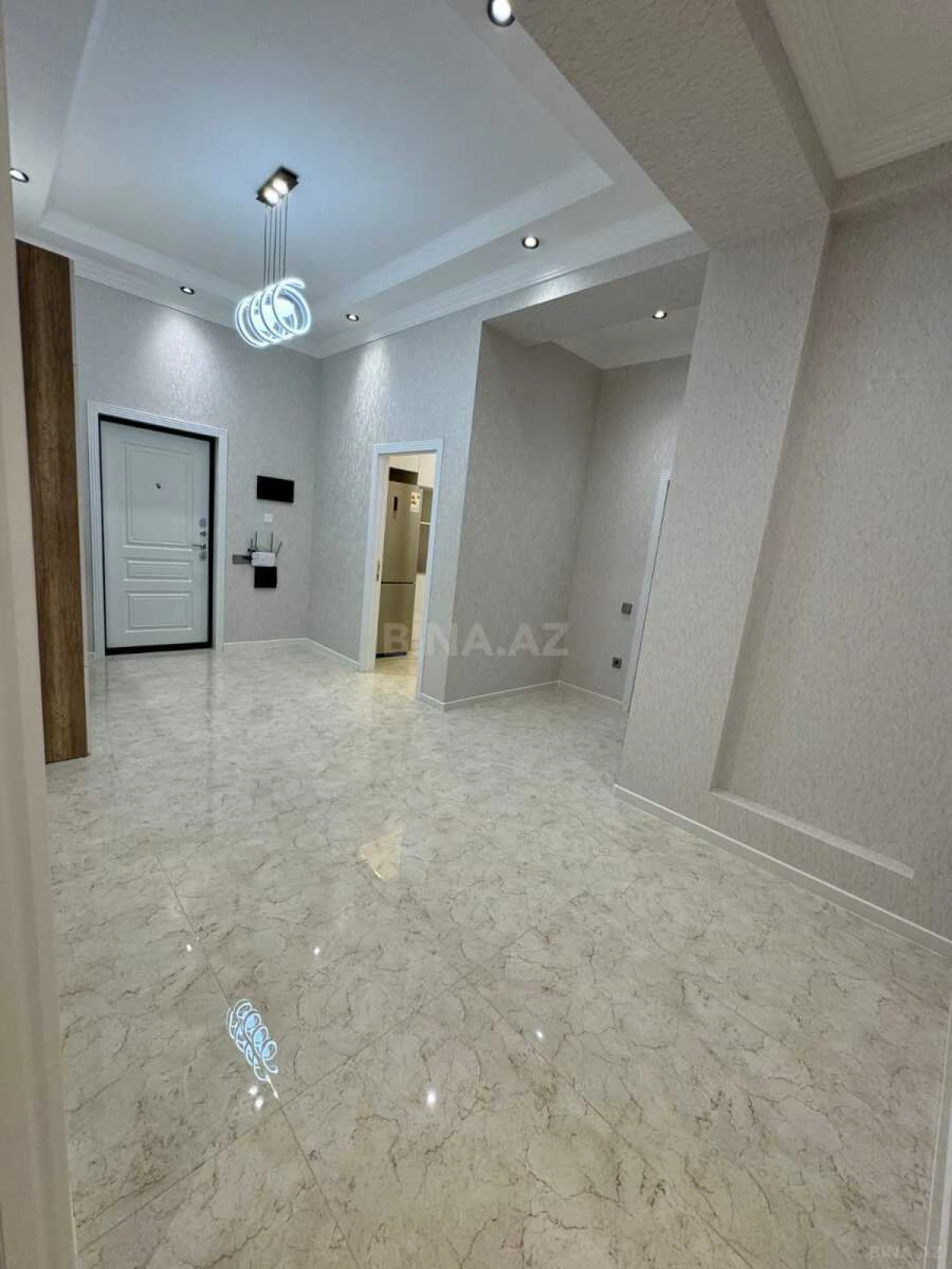 Kirayə verilir 3 otaqlı mənzil 115 m²