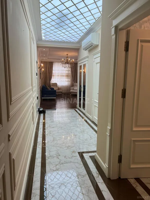 Kirayə verilir 2 otaqlı mənzil 91 m²