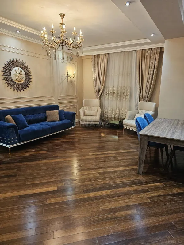 Kirayə verilir 2 otaqlı mənzil 91 m²