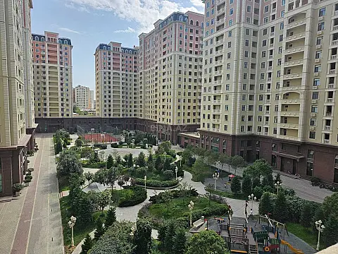 Kirayə verilir 2 otaqlı mənzil 91 m² — Bakı 2 otaq 91.00 m²