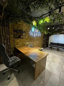 Kirayə verilir 2 otaqlı ofis 115 m²