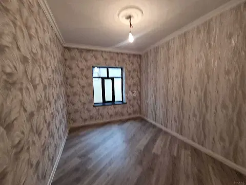 Satılır 5 otaqlı həyət evi 184 m²