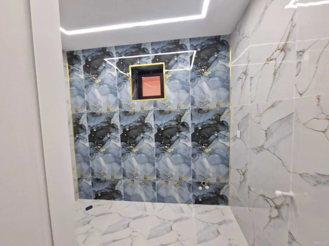 Satılır 5 otaqlı həyət evi 184 m²