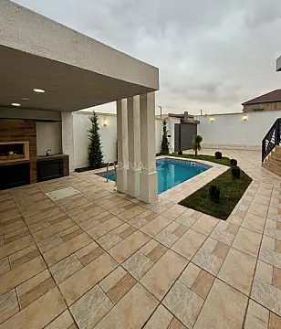 Satılır 3 otaqlı həyət evi 130 m²