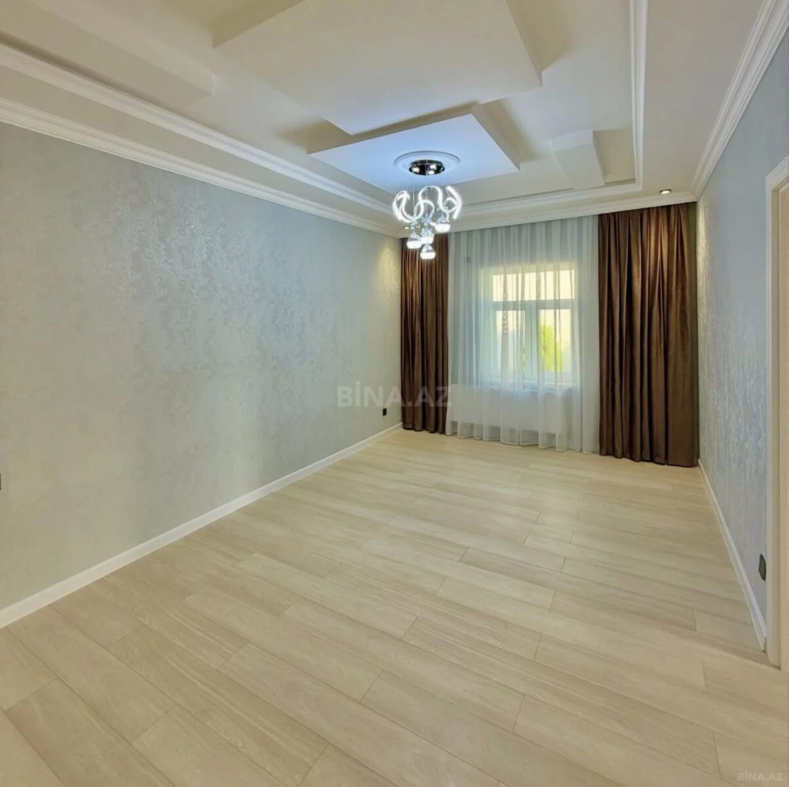 Satılır 4 otaqlı həyət evi 150 m²