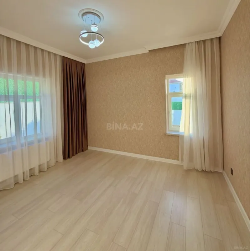 Satılır 4 otaqlı həyət evi 150 m²