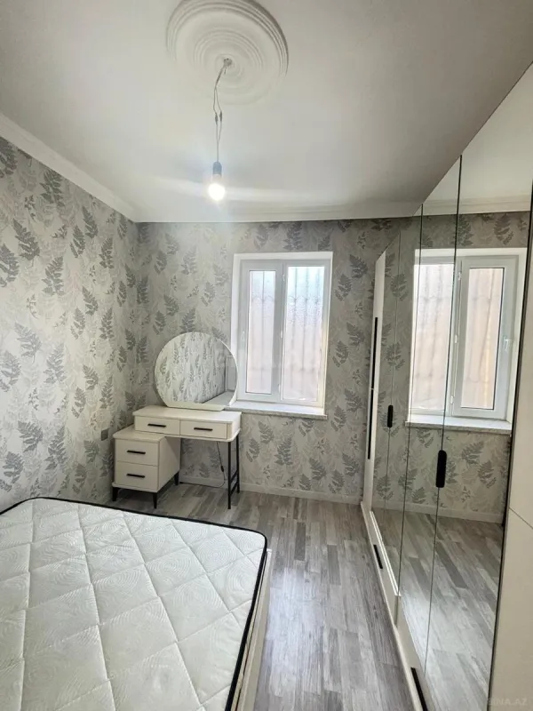 Satılır 3 otaqlı həyət evi 80 m²